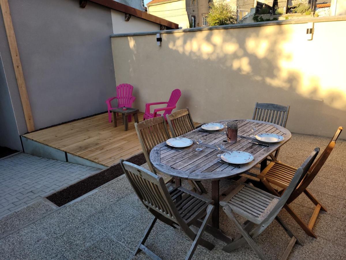 Les Maisons Bareyre - Grandes Maisons Avec Terrasse Saint-Sandoux Exterior foto
